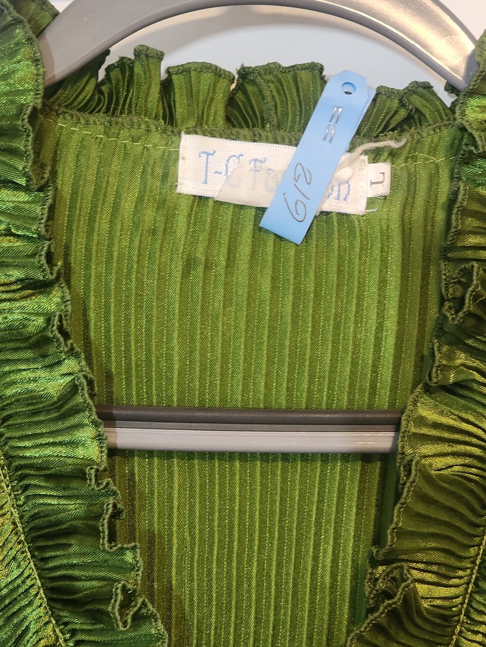 Green Ruffled V-Neck Women's Top - Picture 2 of 4